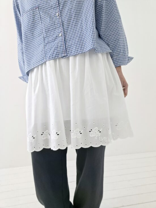 ROSE LACE SKIRT