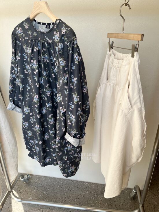 PRETTY DRESS (NAVY FLORAL)