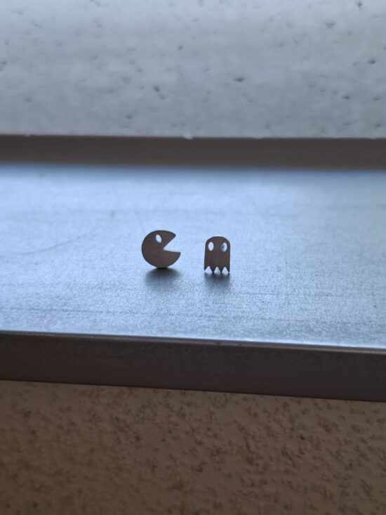 PAC-MAN EARRING