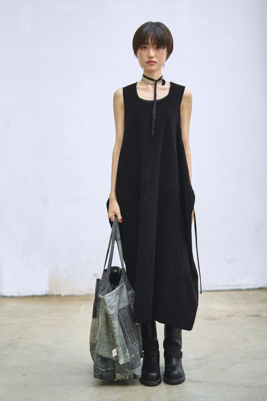 CORDUROY APRON DRESS A type-BK